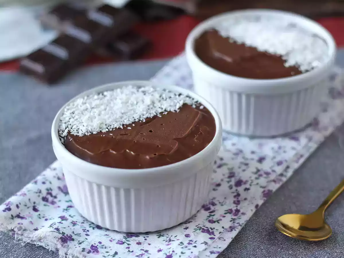 Postre de chocolate con sólo 2 ingredientes - foto 7