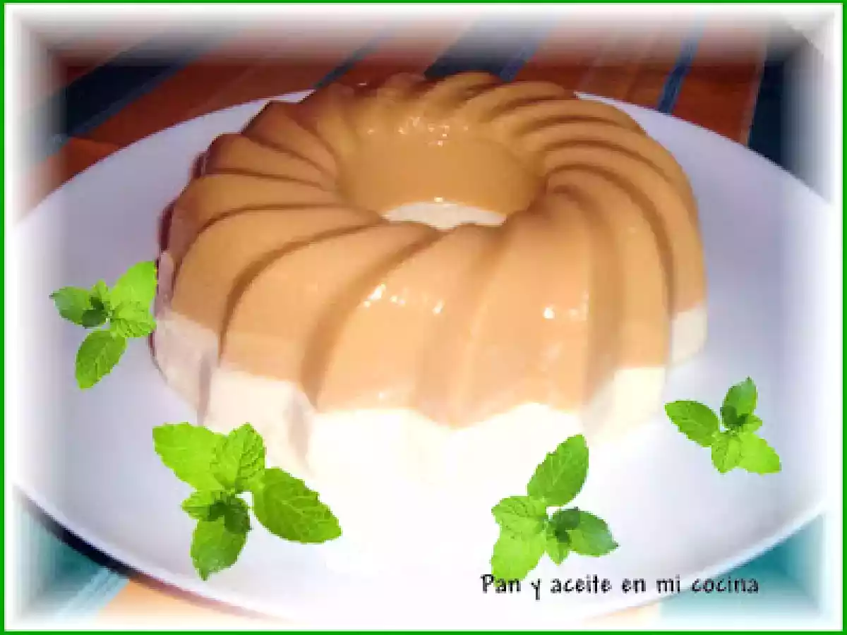 POSTRE DE NÍSPERO Y QUESO