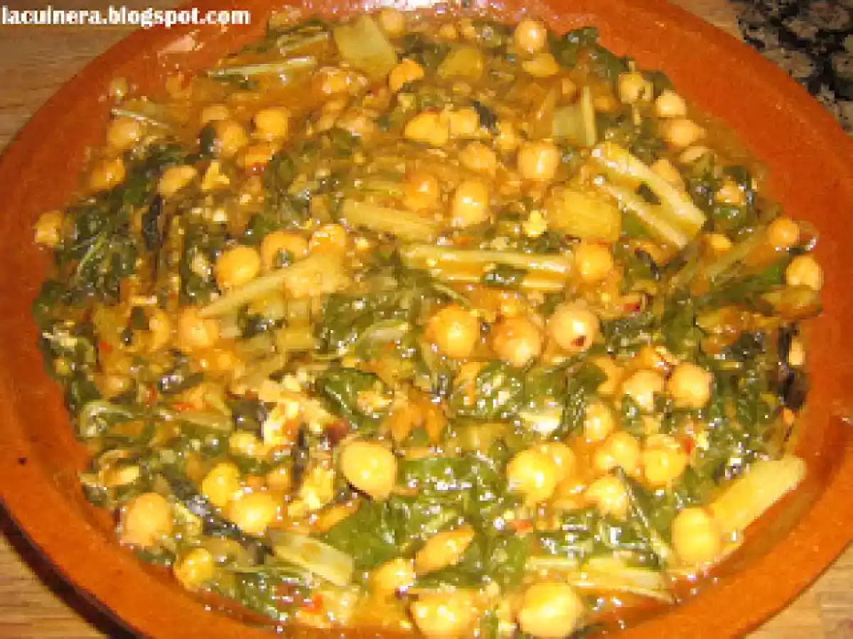POTAJE DE GARBANZOS CON ACELGAS