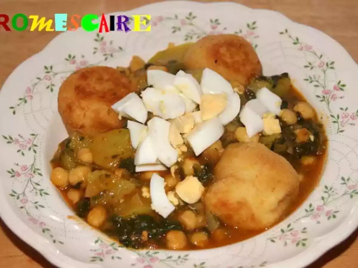 Potaje de garbanzos con espinacas y albóndigas de bacalao - foto 2