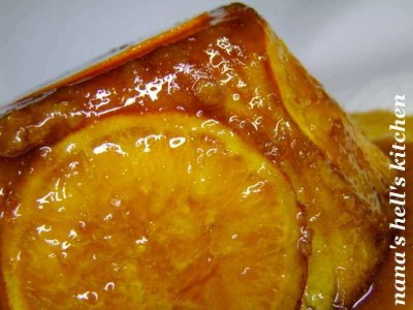 Pudding de naranja con salsa de ron