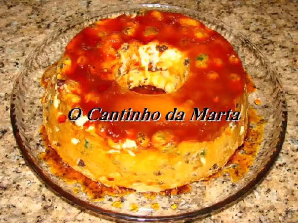 Pudim de Claras com Fruta Cristalizada