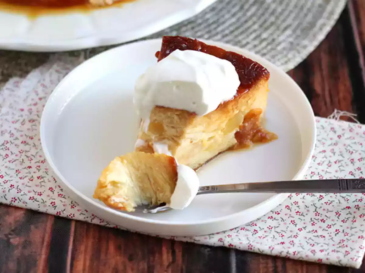 Pudin de manzana y caramelo con croissants - foto 3