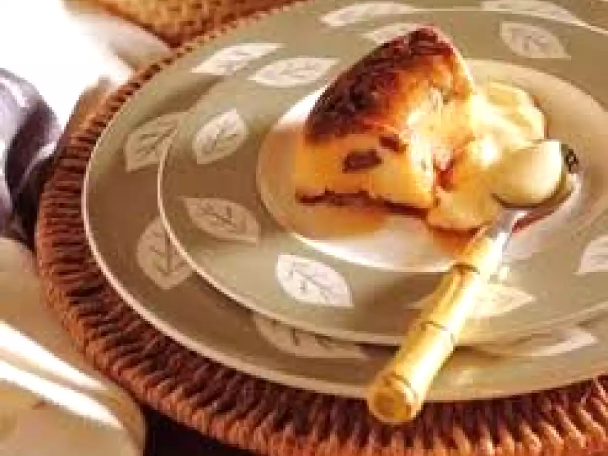 Pudin de manzanas y pasas con canela