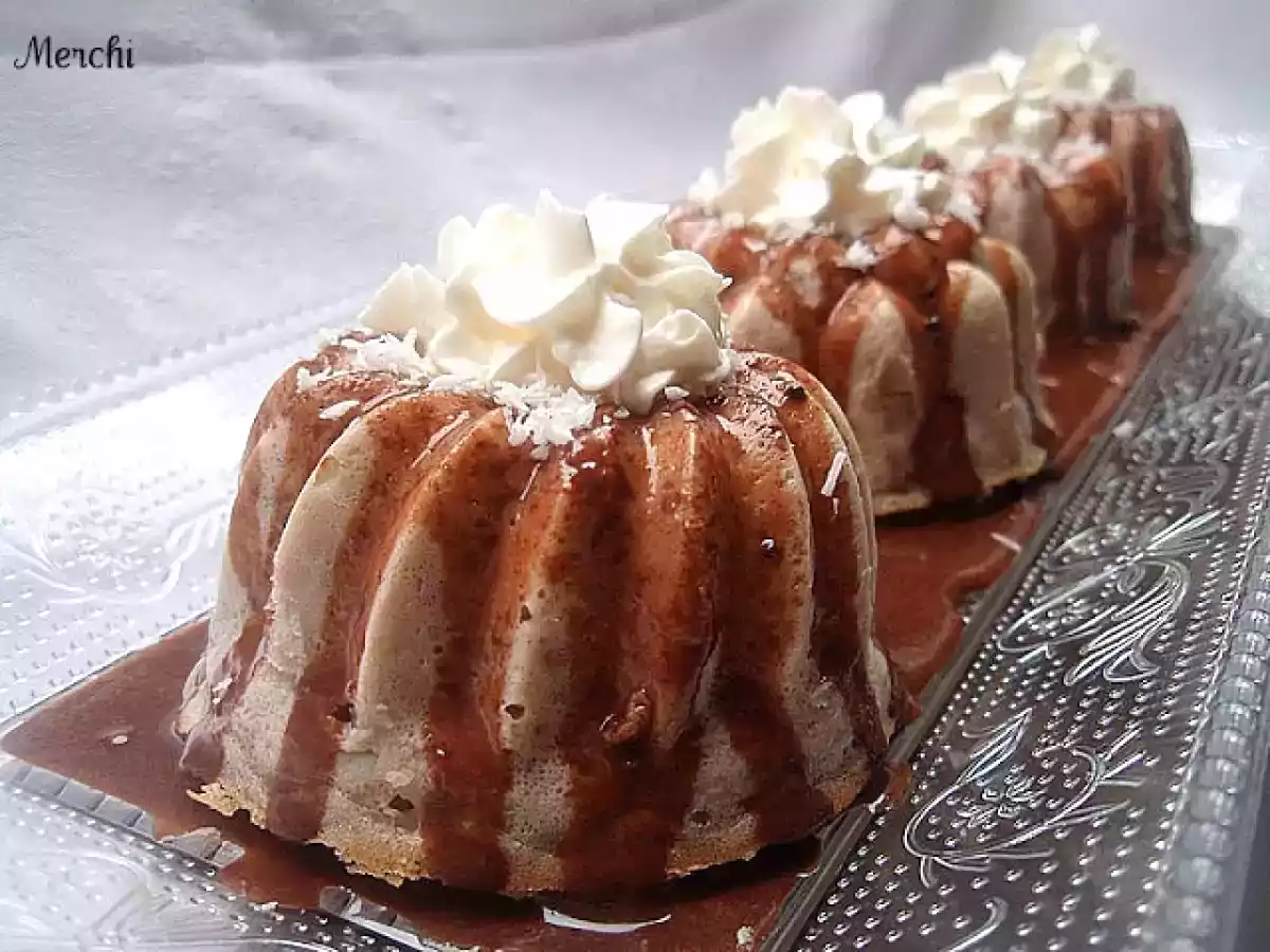Puding de castañas con Baileys y salsa ligera de chocolate