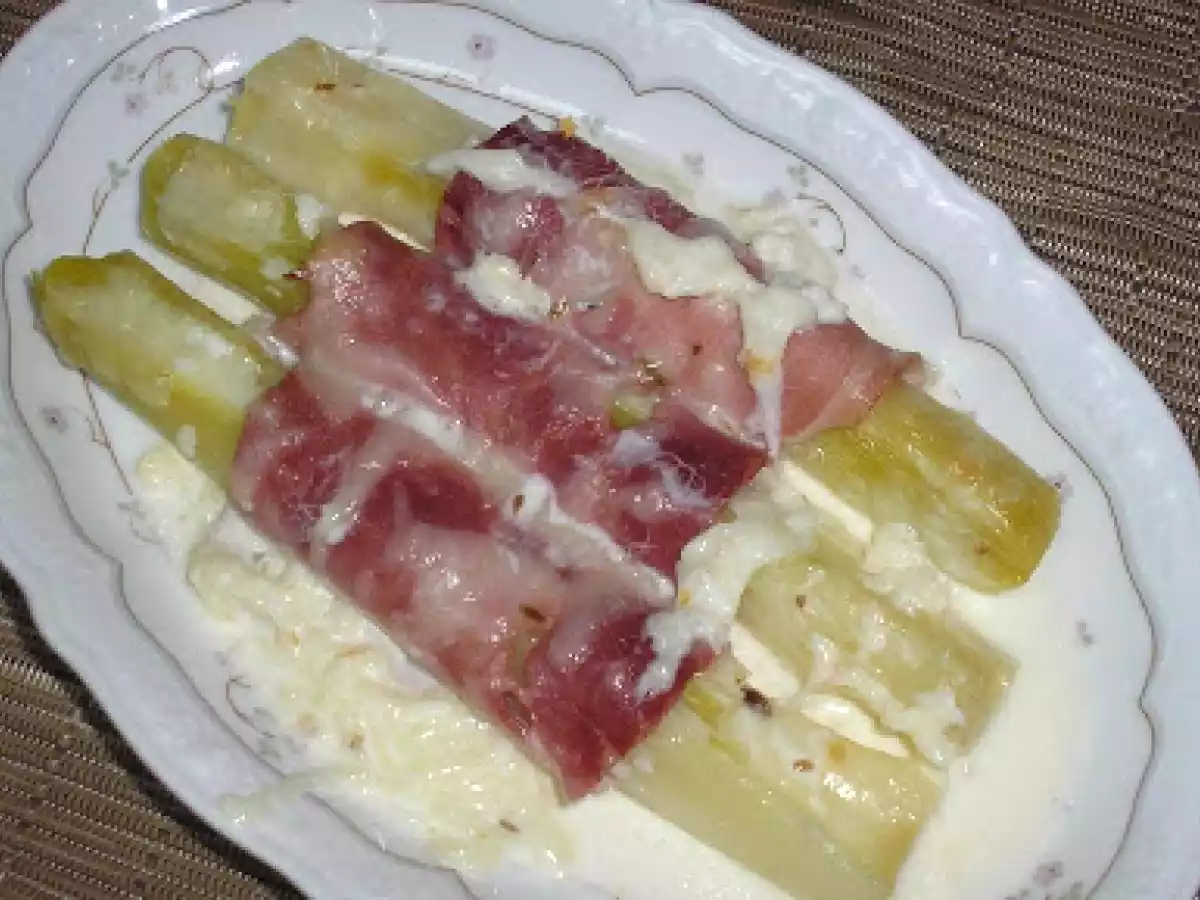 PUERROS ENVUELTOS EN LACÓN - foto 2