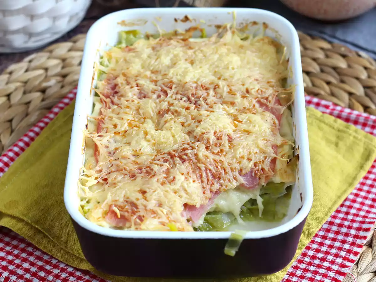 Puerros gratinados con jamón cocido y queso - foto 3