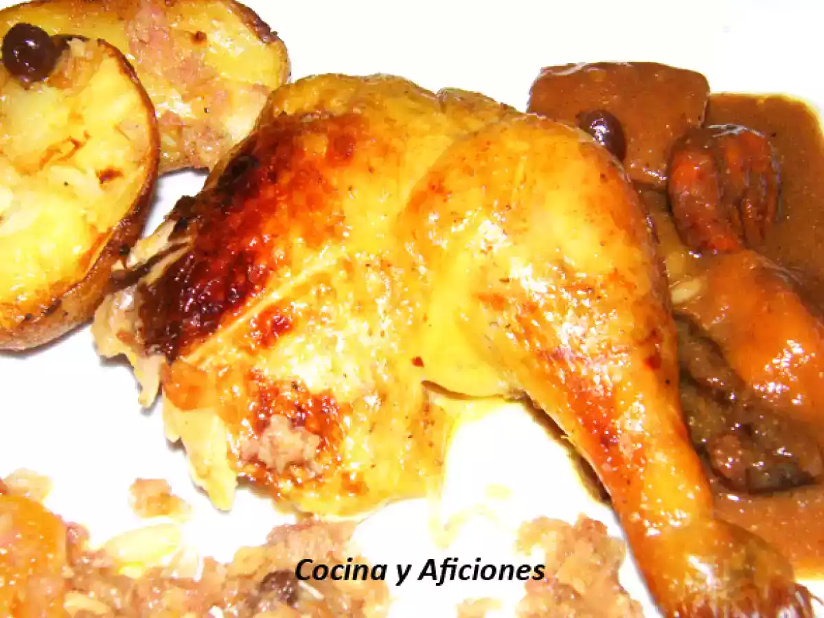 Pularda de Navidad rellena