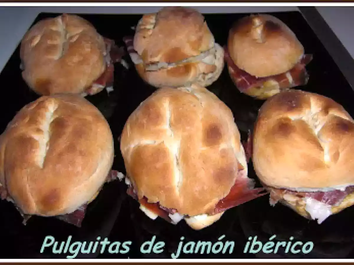 Pulguitas de pan casero con jamón ibérico
