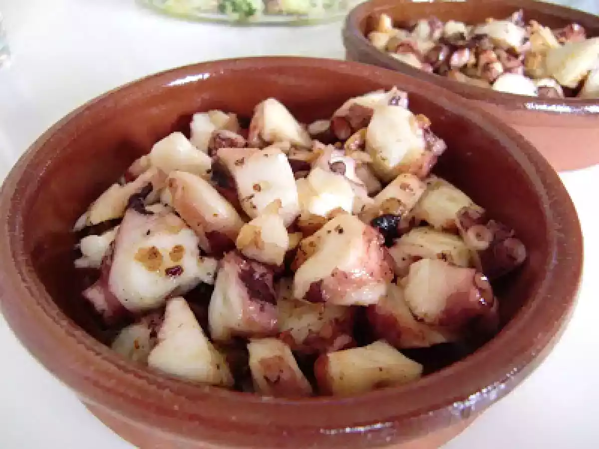 Pulpo al ajillo