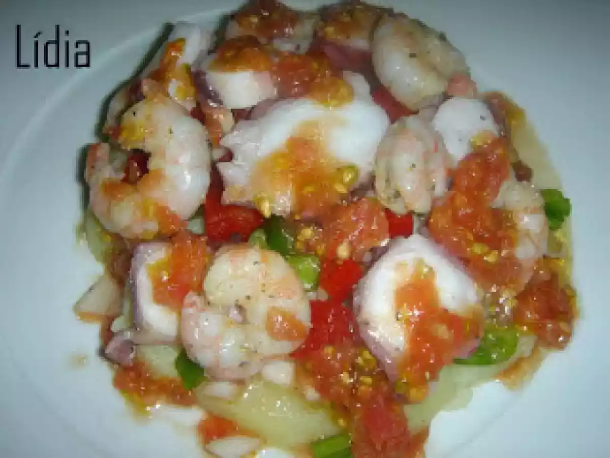 PULPO CON PATATAS Y GAMBAS