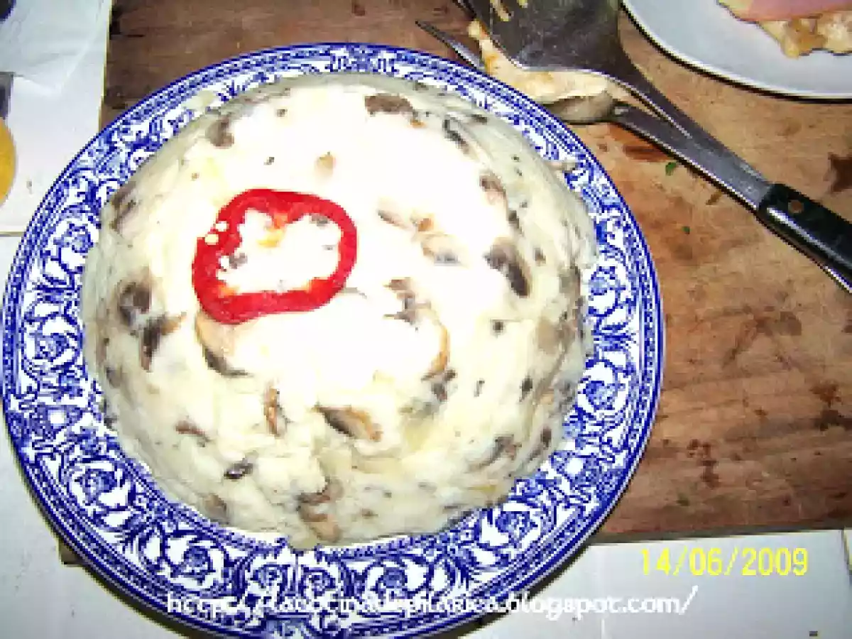 PURE DE PAPAS CON CHAMPIÑONES