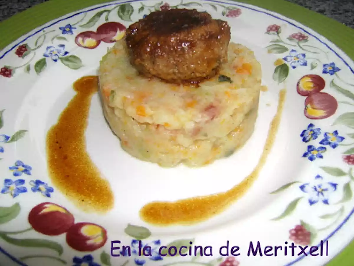 Puré de patatas, col blanca y zanahorias
