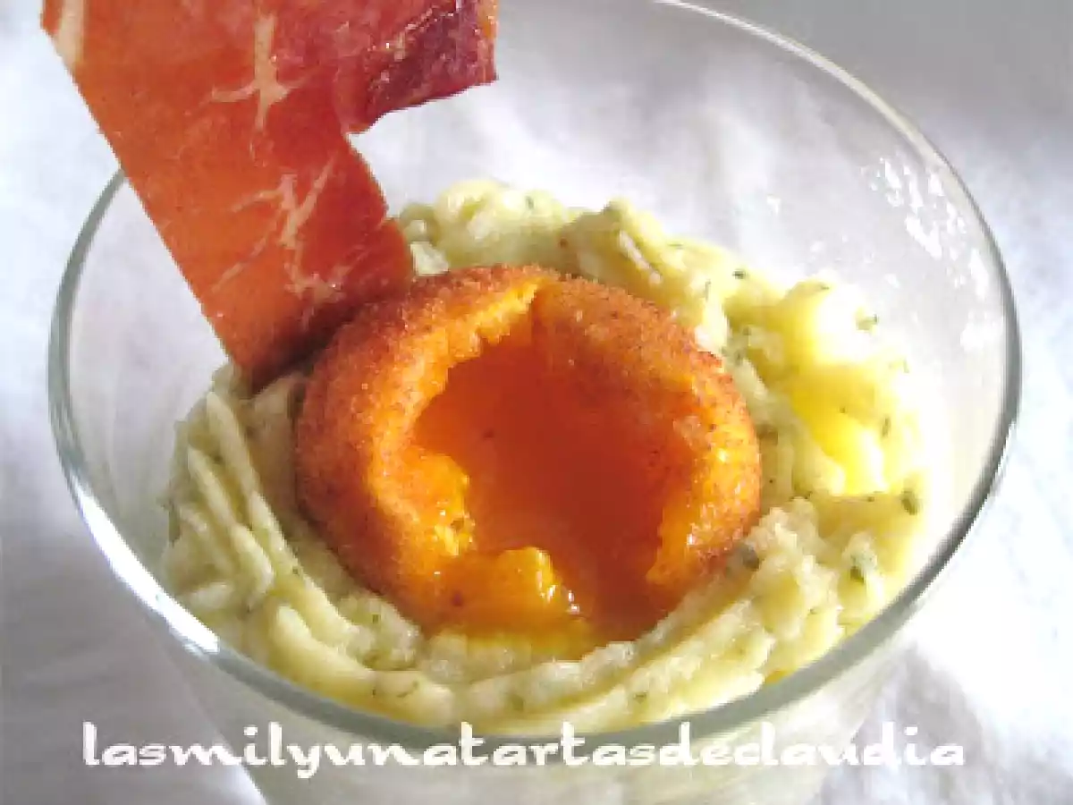 Puré de patatas con ali-oli, crujiente de jamón y croqueta de yema - foto 3