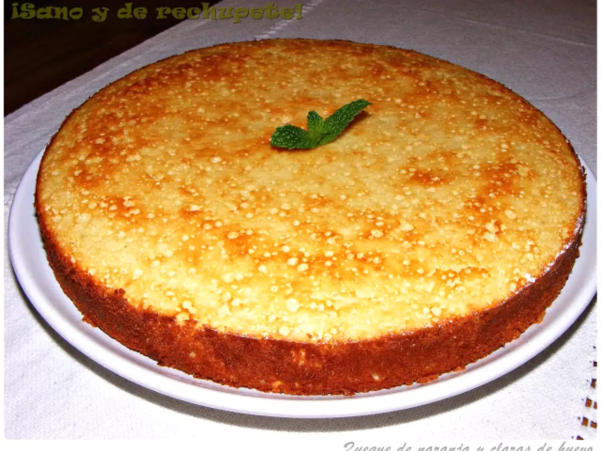 Queque (bizcocho) de naranja con claras de huevo