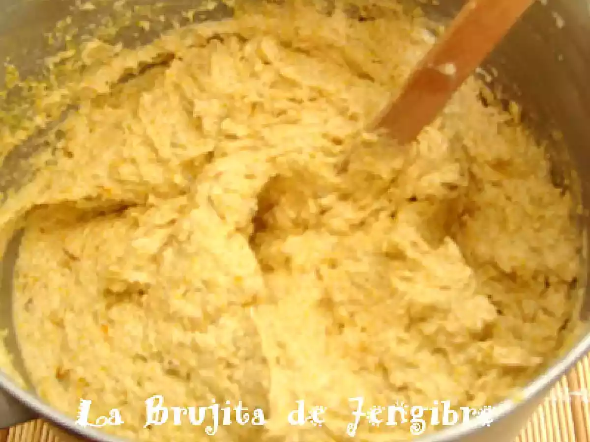 QUEQUE DE POLENTA CON MIEL EN POLVO Y BAÑO DE CÍTRICOS...UN HECHIZO INNOVADOR!!! - foto 6