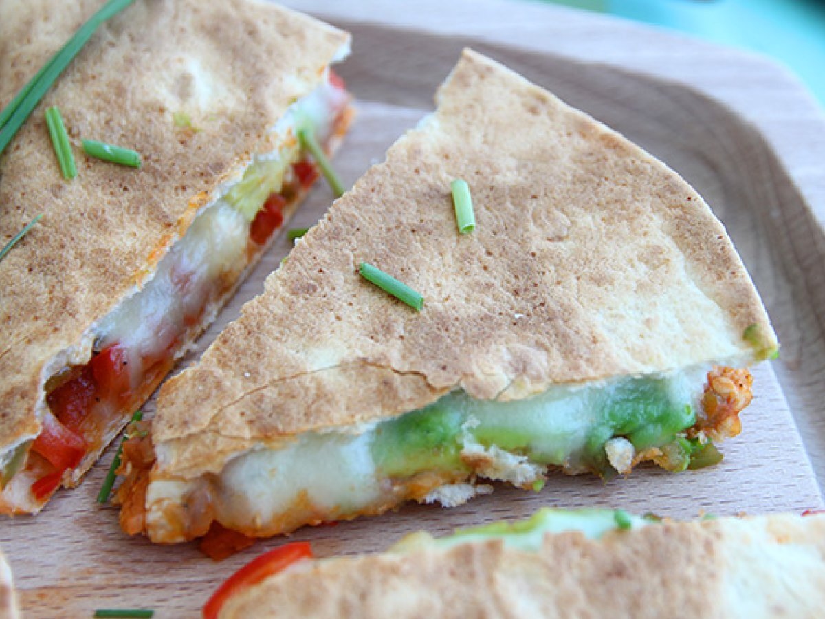 Quesadillas con pollo y aguacate Receta Petitchef