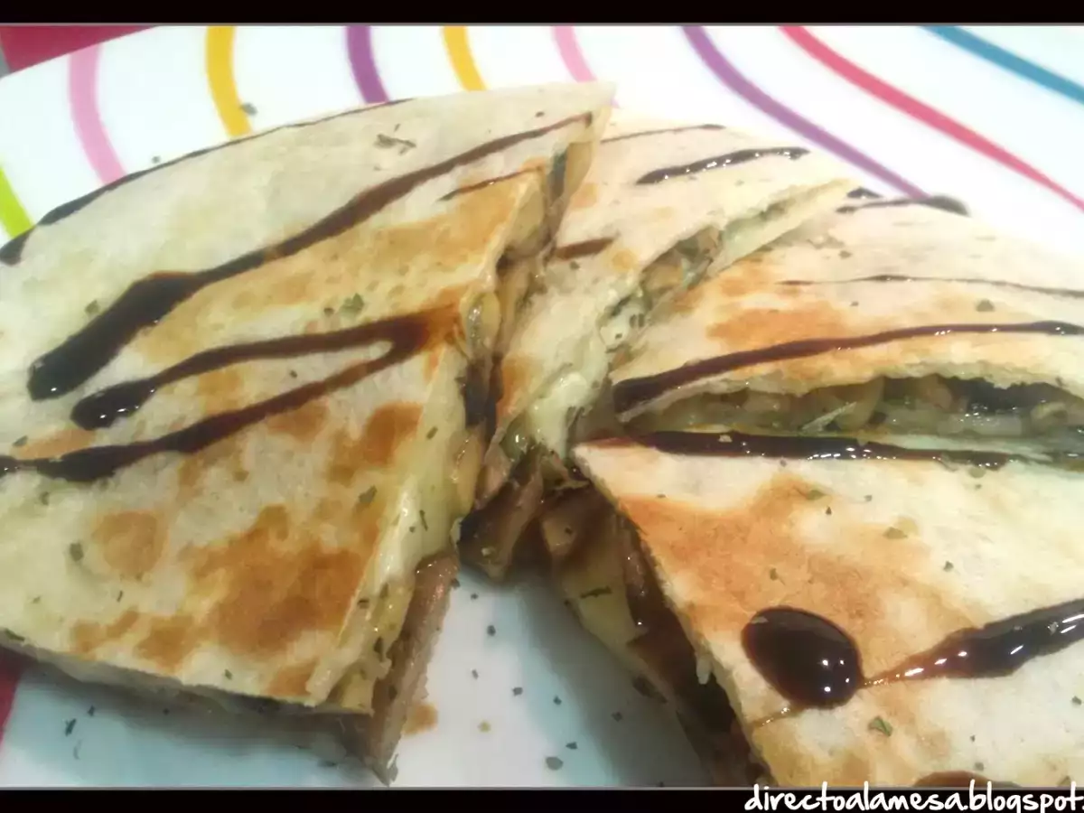 Quesadillas de champiñones y bacon - foto 2