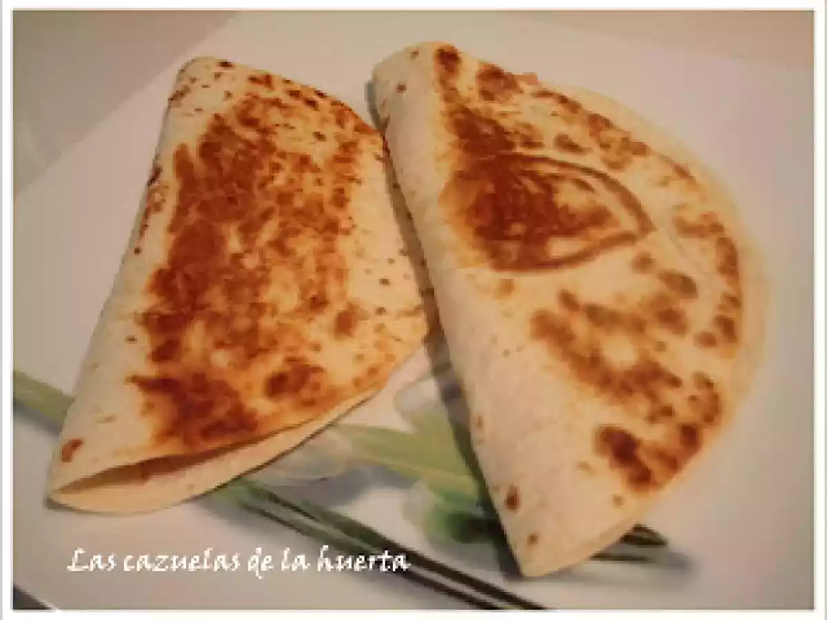 Quesadillas de lacón con queso