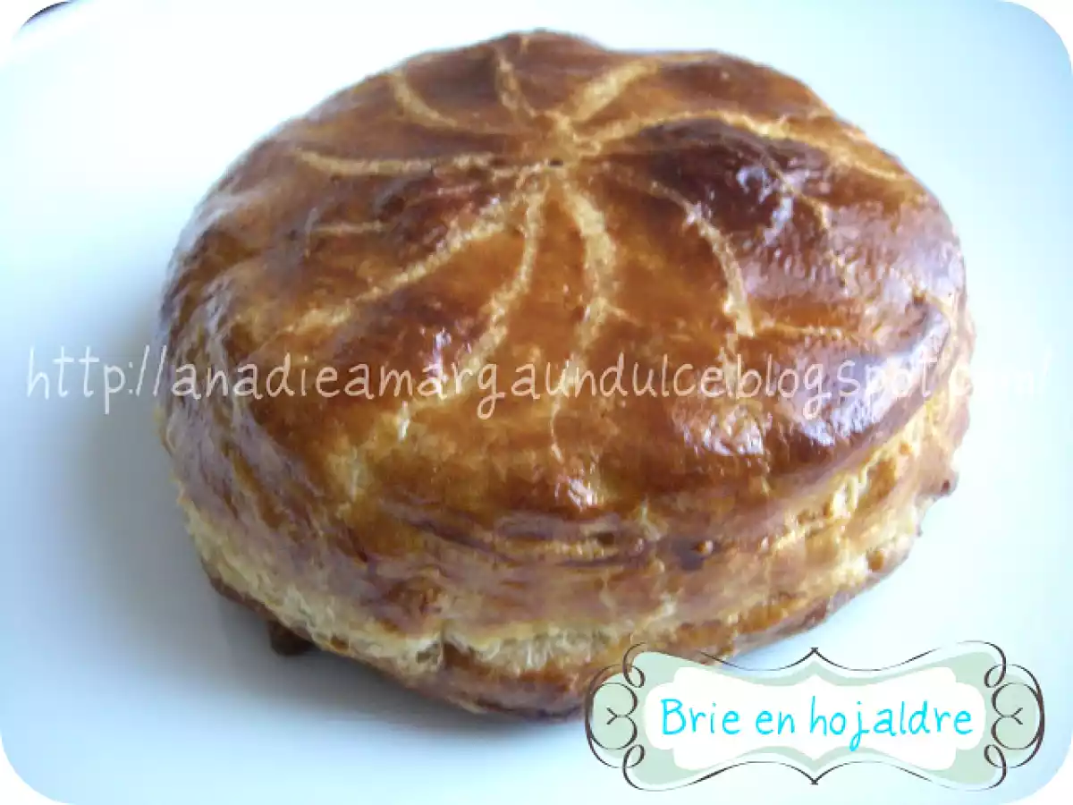 Queso brie en hojaldre