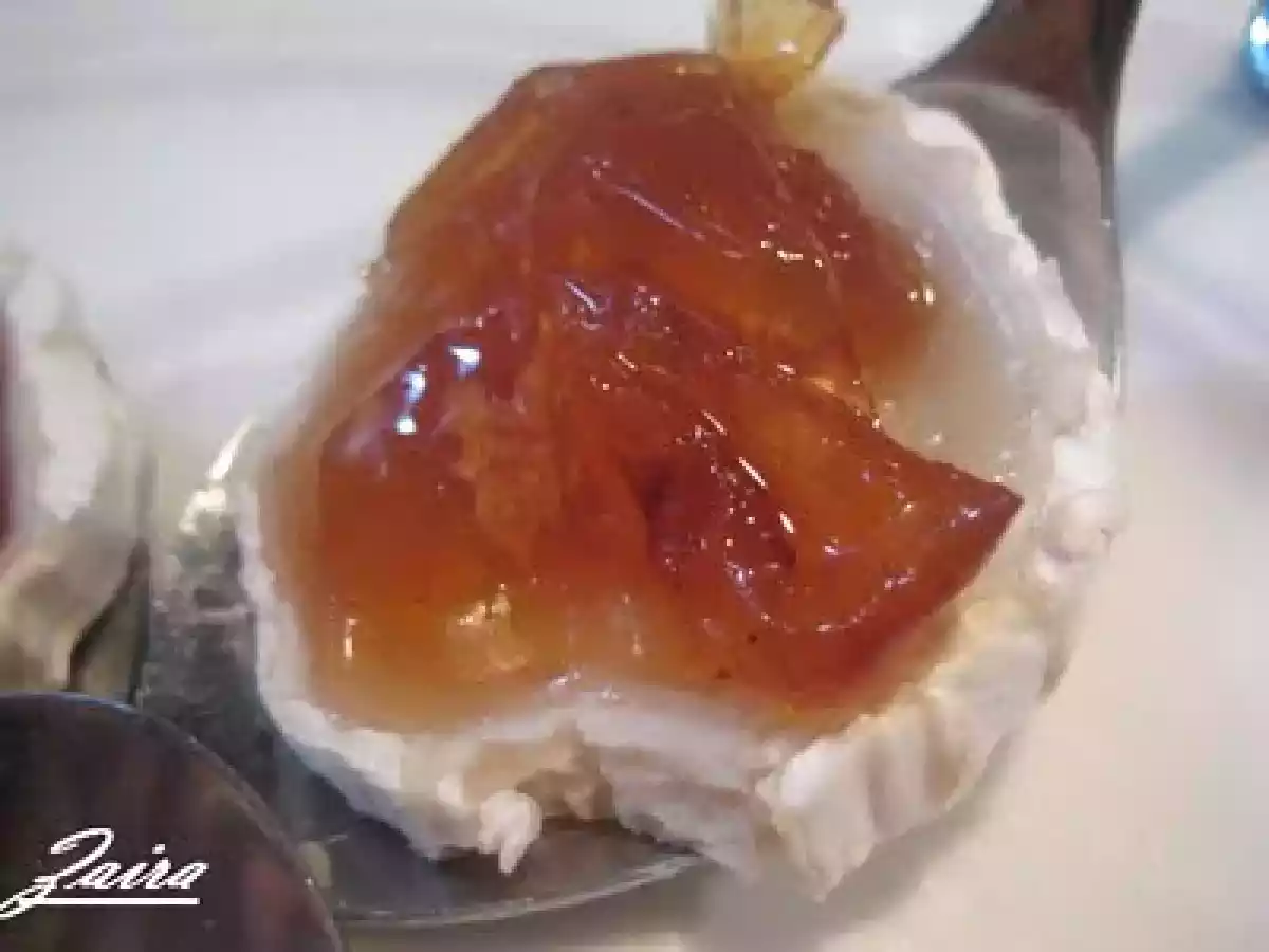 Queso de cabra con mermelada de cebolla - foto 3