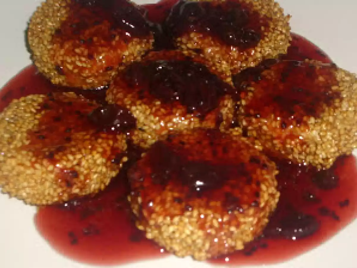 Queso De Cabra Con Salsa De Arándanos