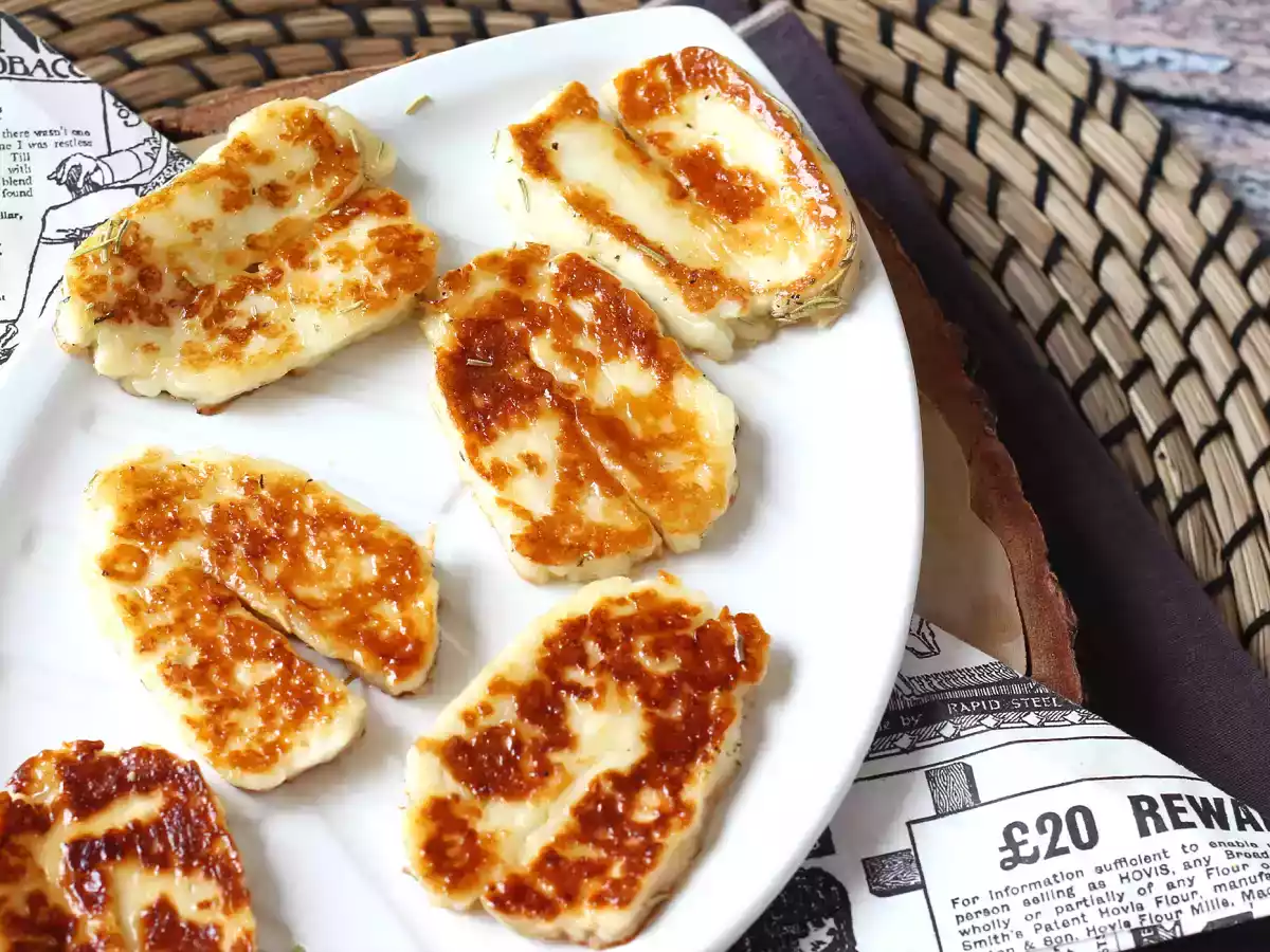 Queso halloumi agridulce a la sartén con miel y romero - foto 4