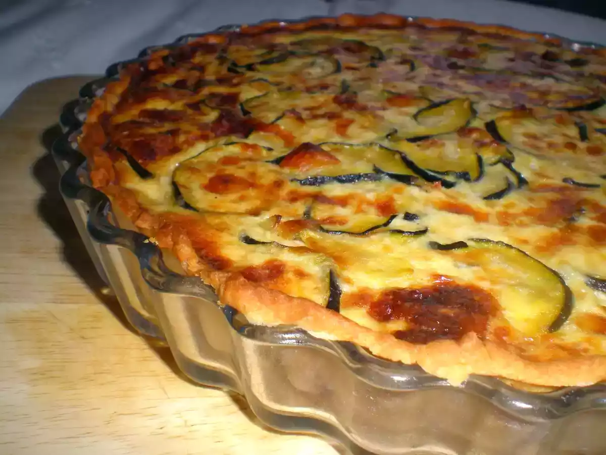 Quiche de calabacín y queso - foto 3