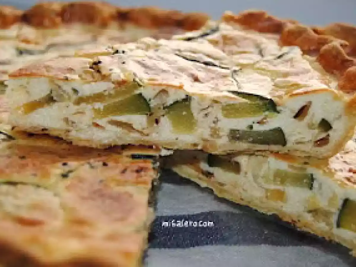 Quiche de calabacines, queso y cebolla