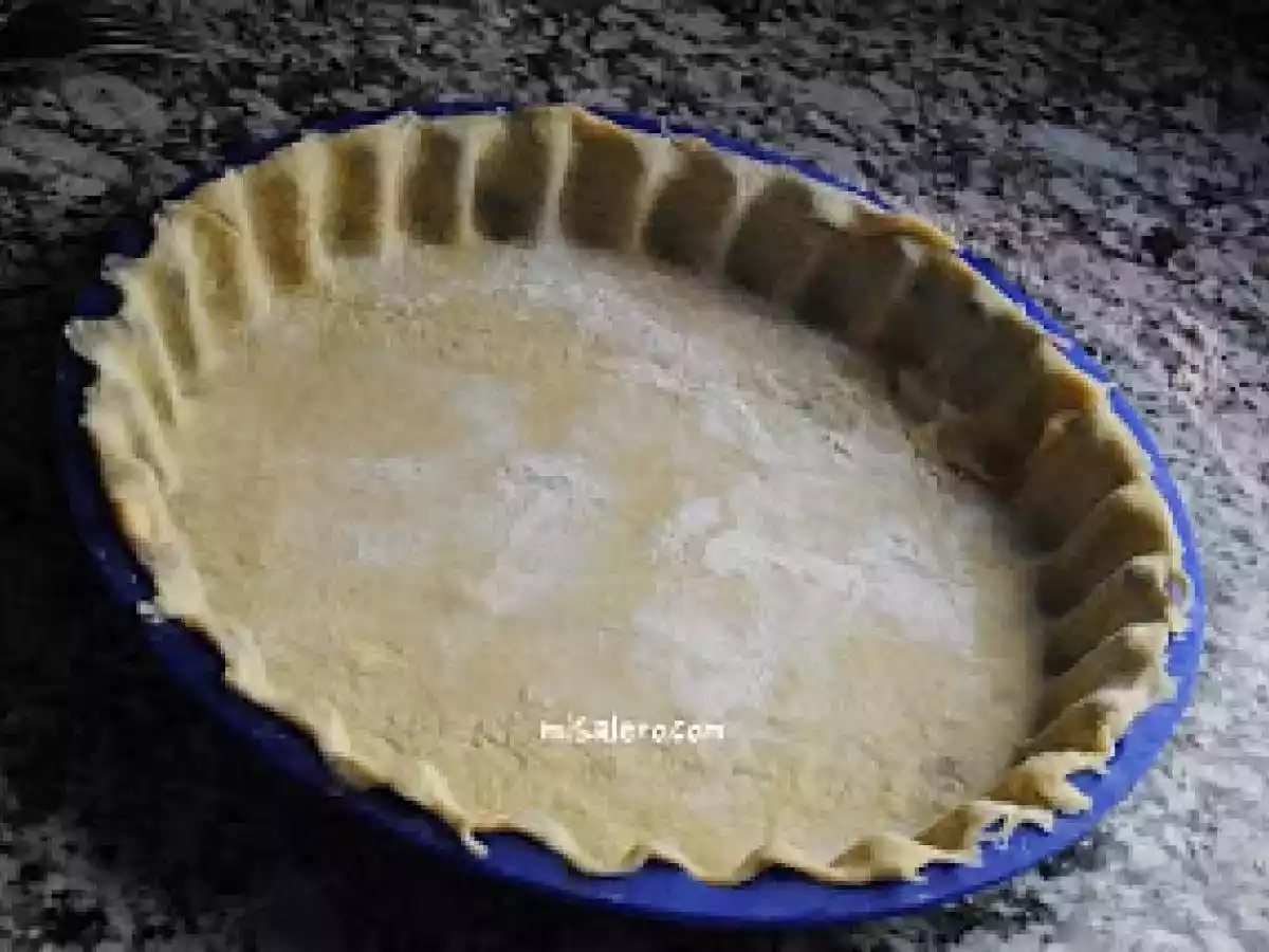 Quiche de calabacines, queso y cebolla - foto 4