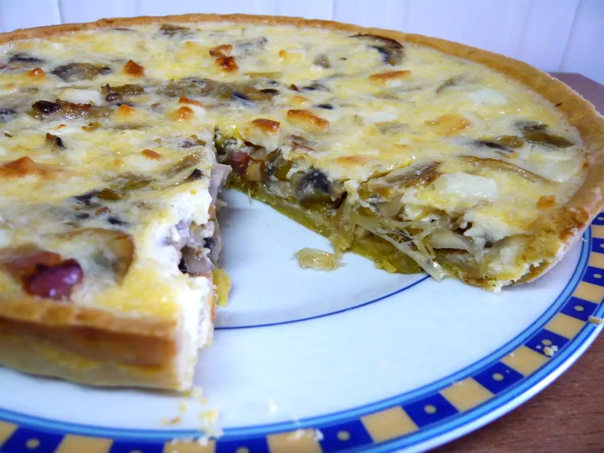 Quiché de champiñones, puerro y bacon - foto 2