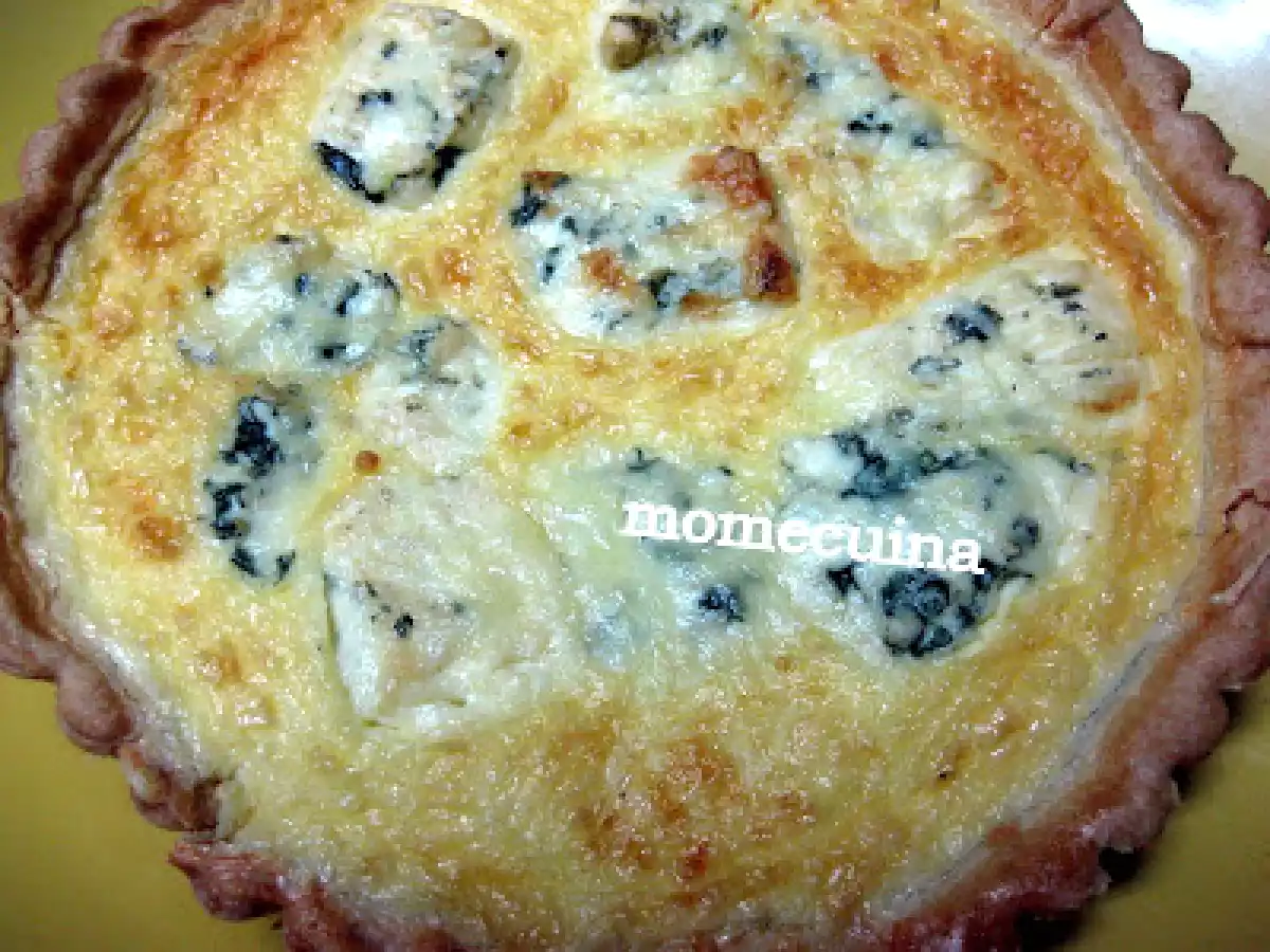 Quiche de formatge roquefort ( quiche de queso roquefort).