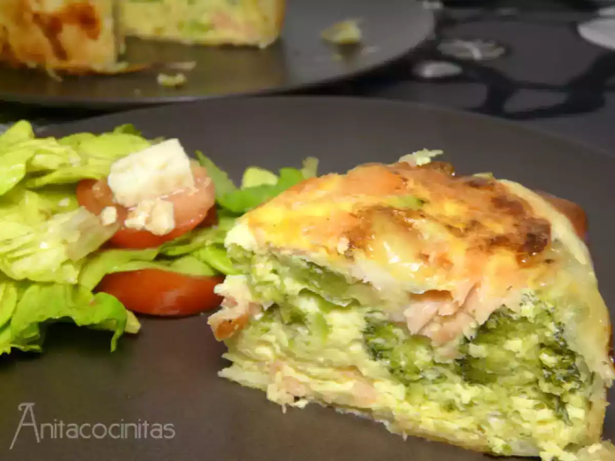 Quiché de salmón, brocoli y queso azul - foto 2
