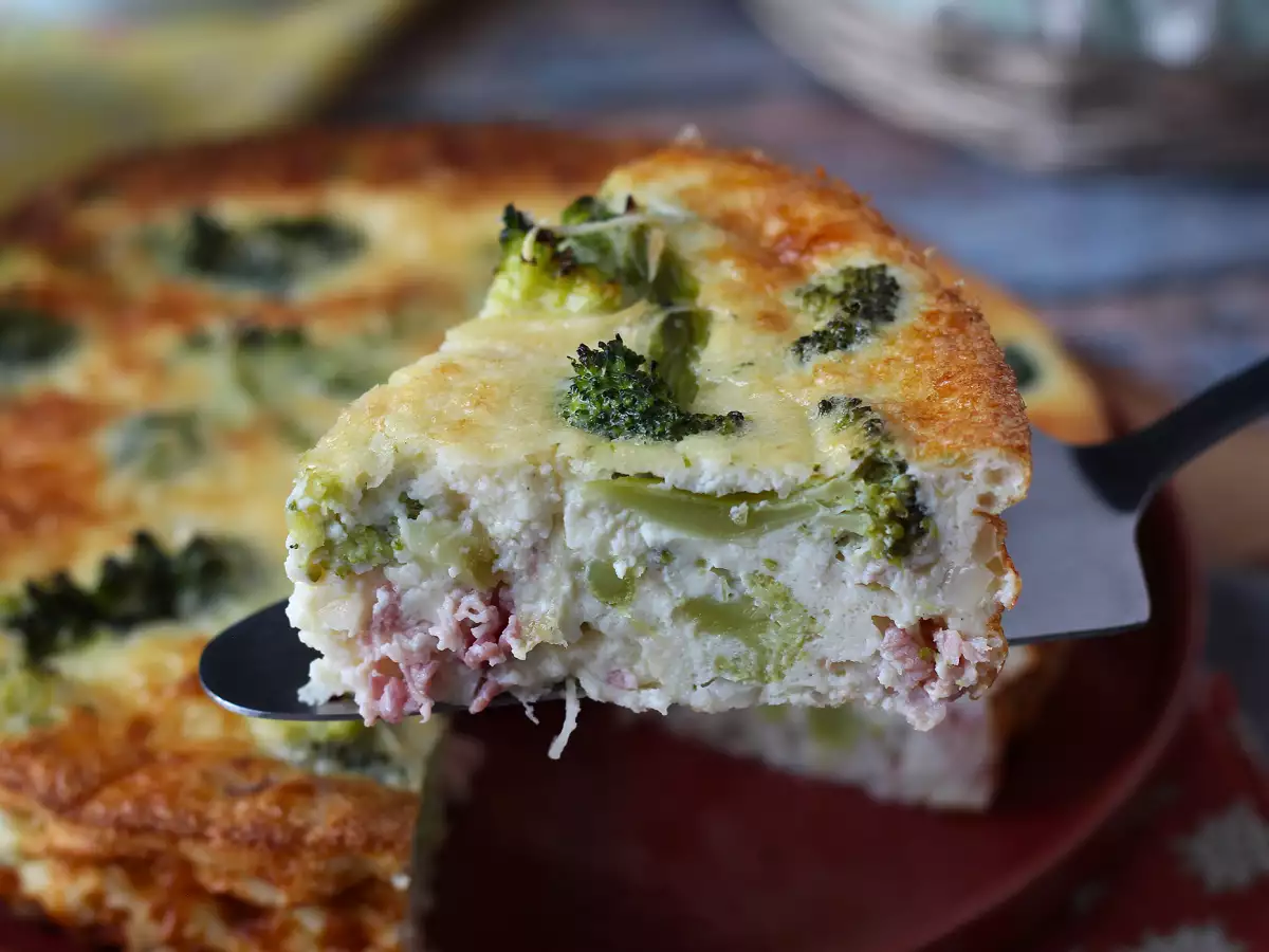 Quiche sin masa de brócoli, panceta y queso cottage - foto 5