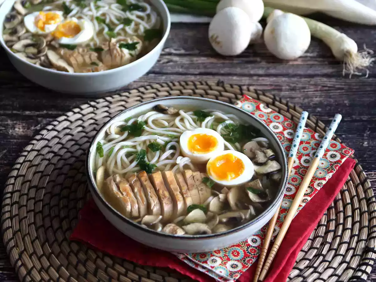 Ramen de pollo ¡La versión fácil de esta emblemática sopa asiática! - foto 4