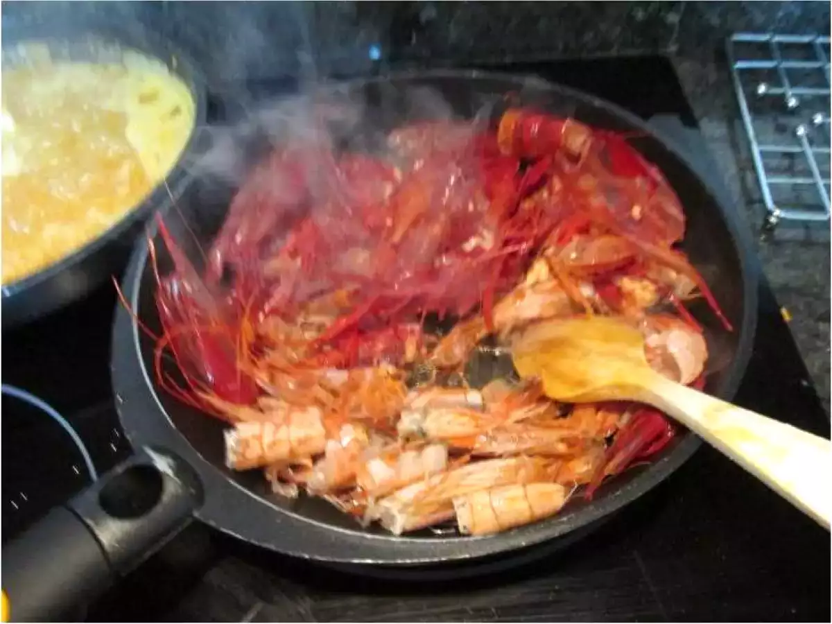 Rape con carabineros y langostinos a la americana - foto 7