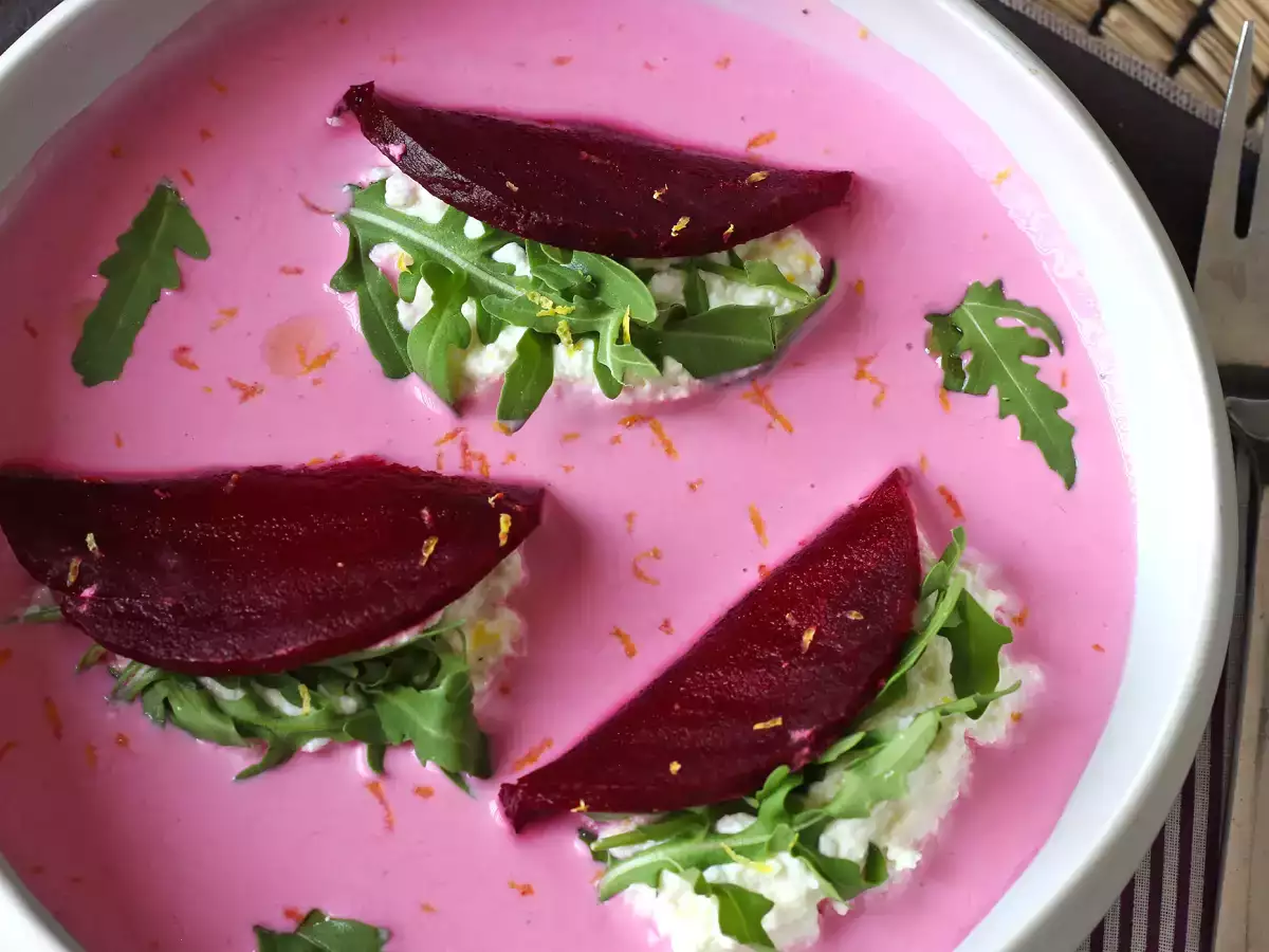 Raviolis de remolacha con ricotta y limón: un bocado fresco, elegante y lleno de color