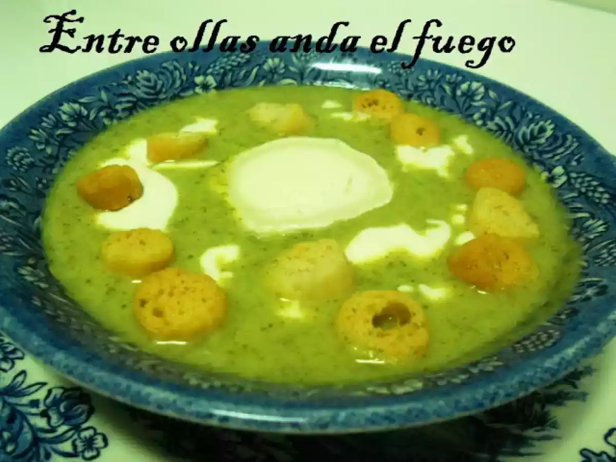 RECETA DE CREMA DE BROCOLI CON QUESO DE CABRA