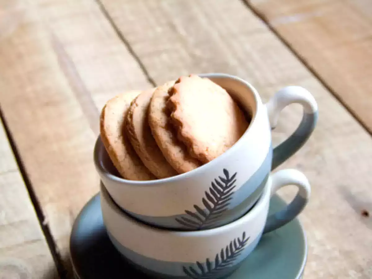 Receta de galletas de jengibre. Gingerbread cookies.