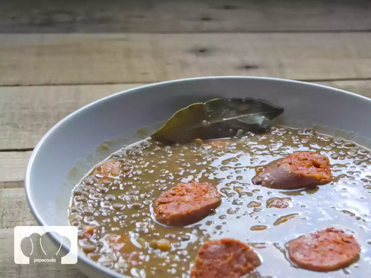 Receta de lentejas estofadas con chorizo - foto 2