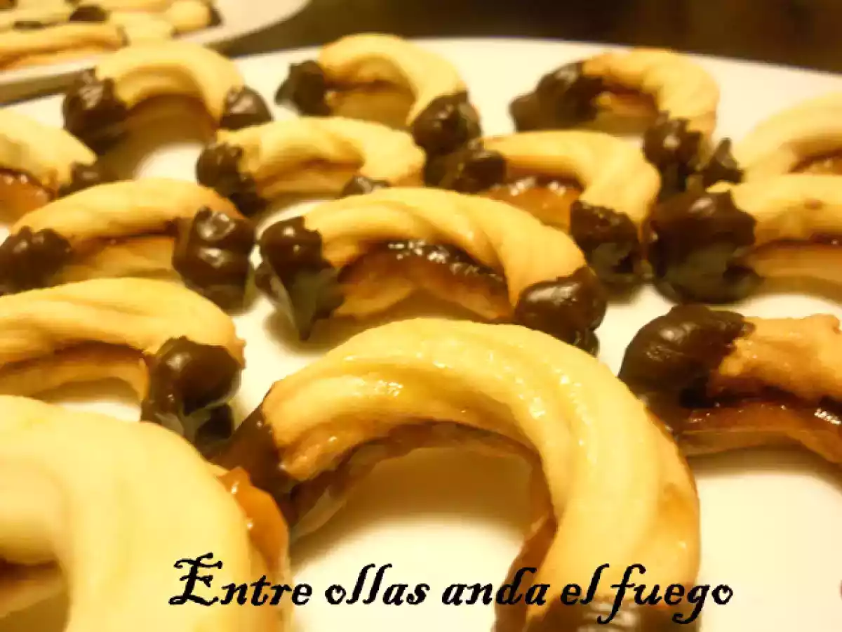 RECETA DE PASTAS DE HERRADURA CON MERMELADA Y CHOCOLATE