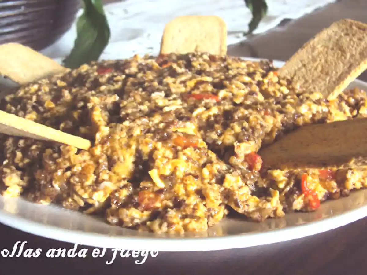 RECETA DE REVUELTO DE MORCILLA CON PIMIENTOS - foto 2