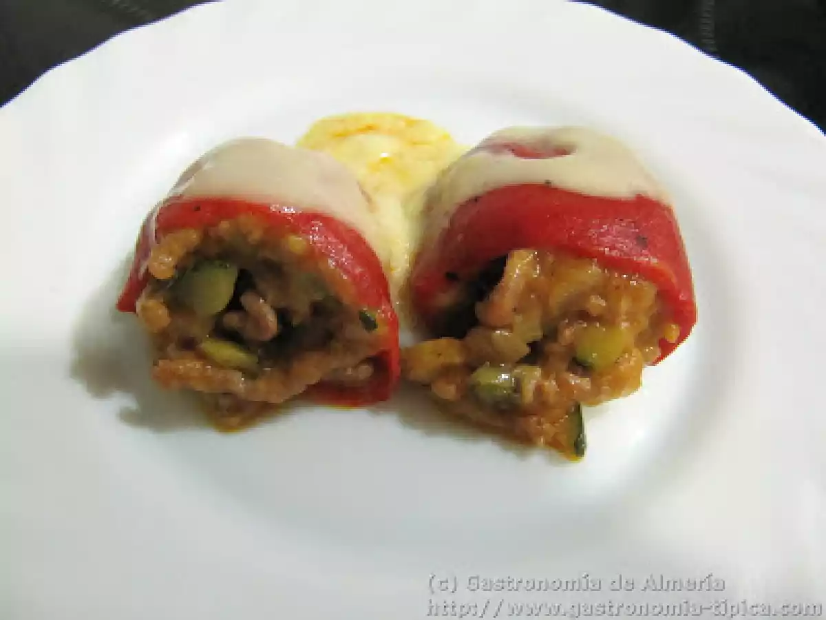 Receta de Verduras: Pimientos rellenos de carne y calabacín de Almería - foto 2