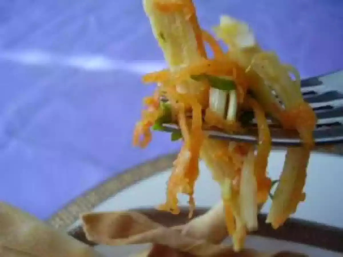 Receta ENSALADA DE SURIMI/BASTONCITOS DE CANGREJOS Y ZANAHORIA - foto 2