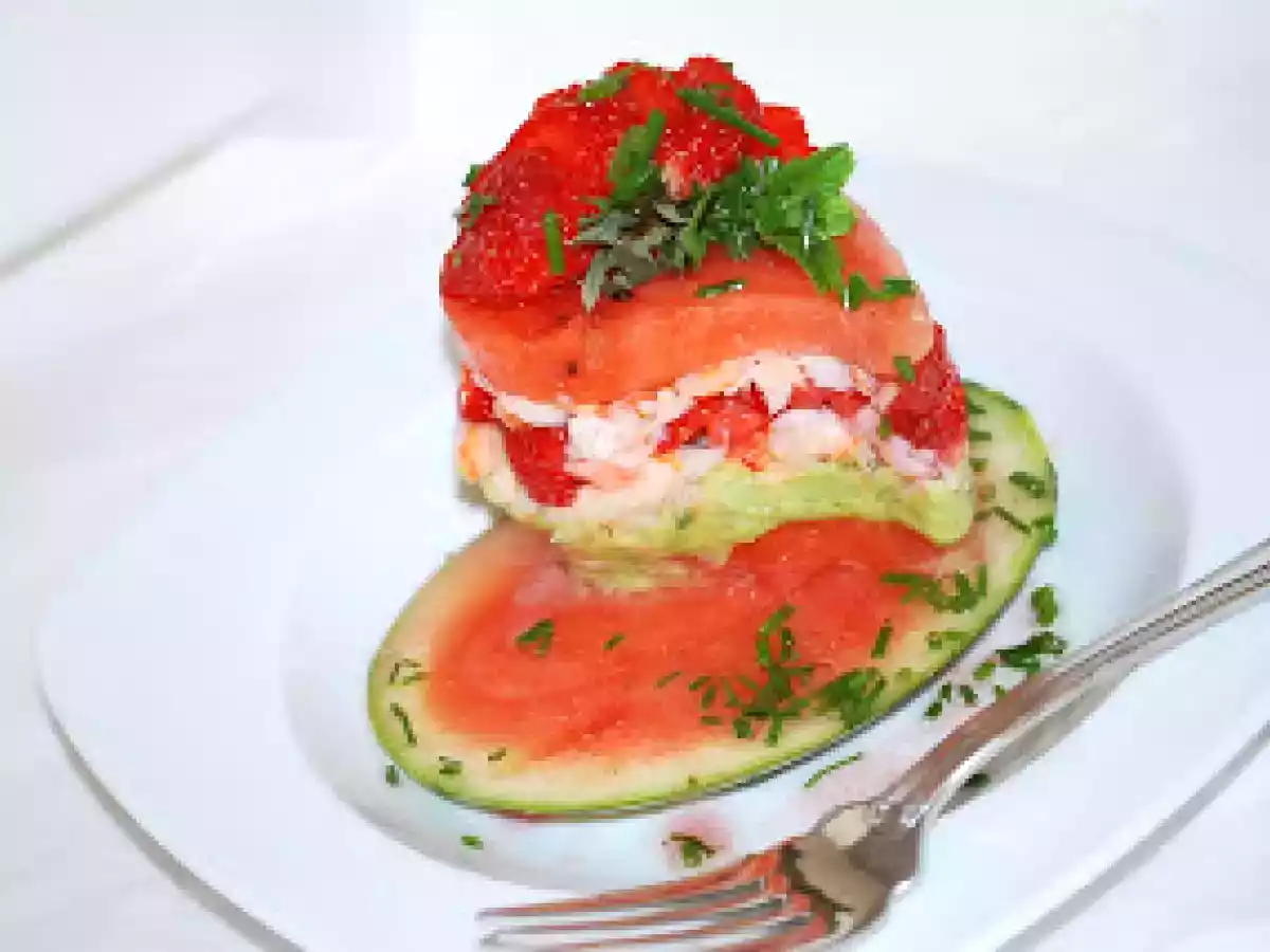 Receta ENTRADA DE SANDIA, AGUACATE, JAIBA Y FRESAS - foto 4