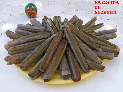 Receta gallega: navajas a la plancha y navajas en salsa marinera - foto 2