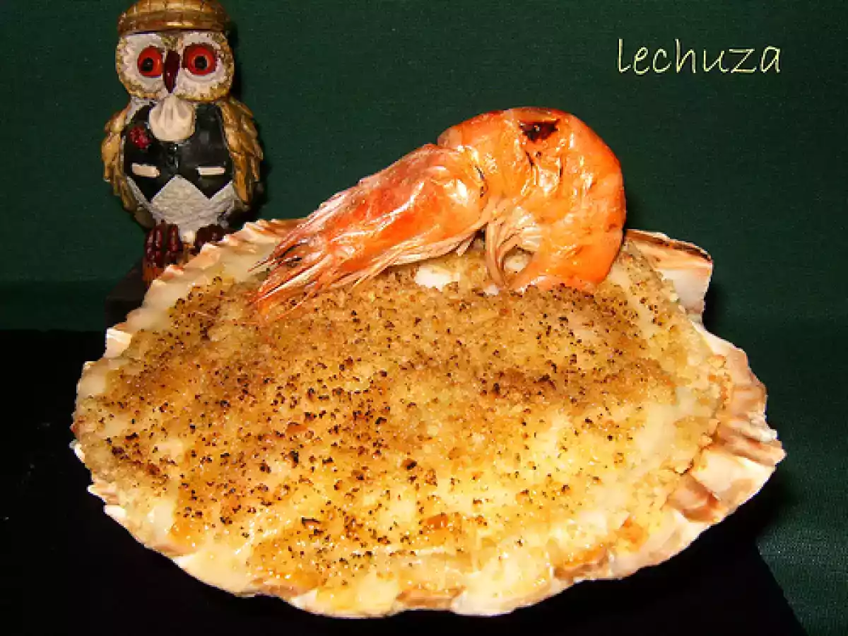 Receta navideña: conchas de salmón y langostinos