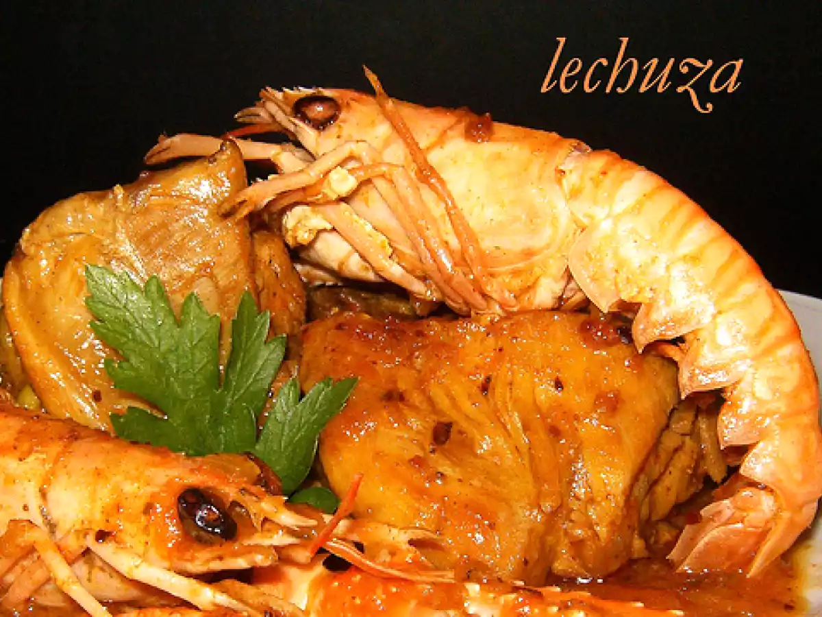 Receta navideña: pollo de corral con cigalas