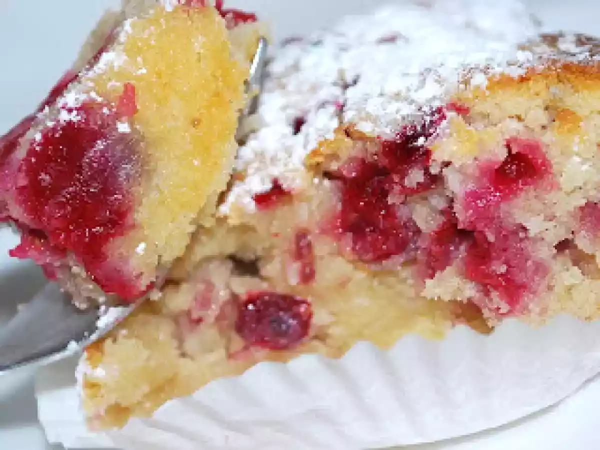 Receta PASTEL/ CAKE DE CHOCOLATE BLANCO Y FRUTOS ROJOS - foto 4