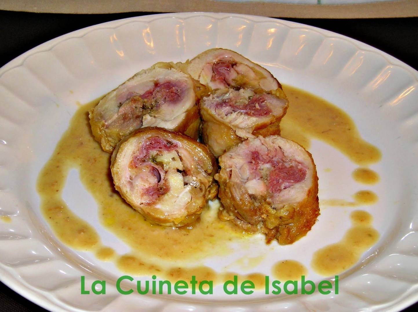 Redondo de pollo relleno con salsa de manzana - Receta Petitchef